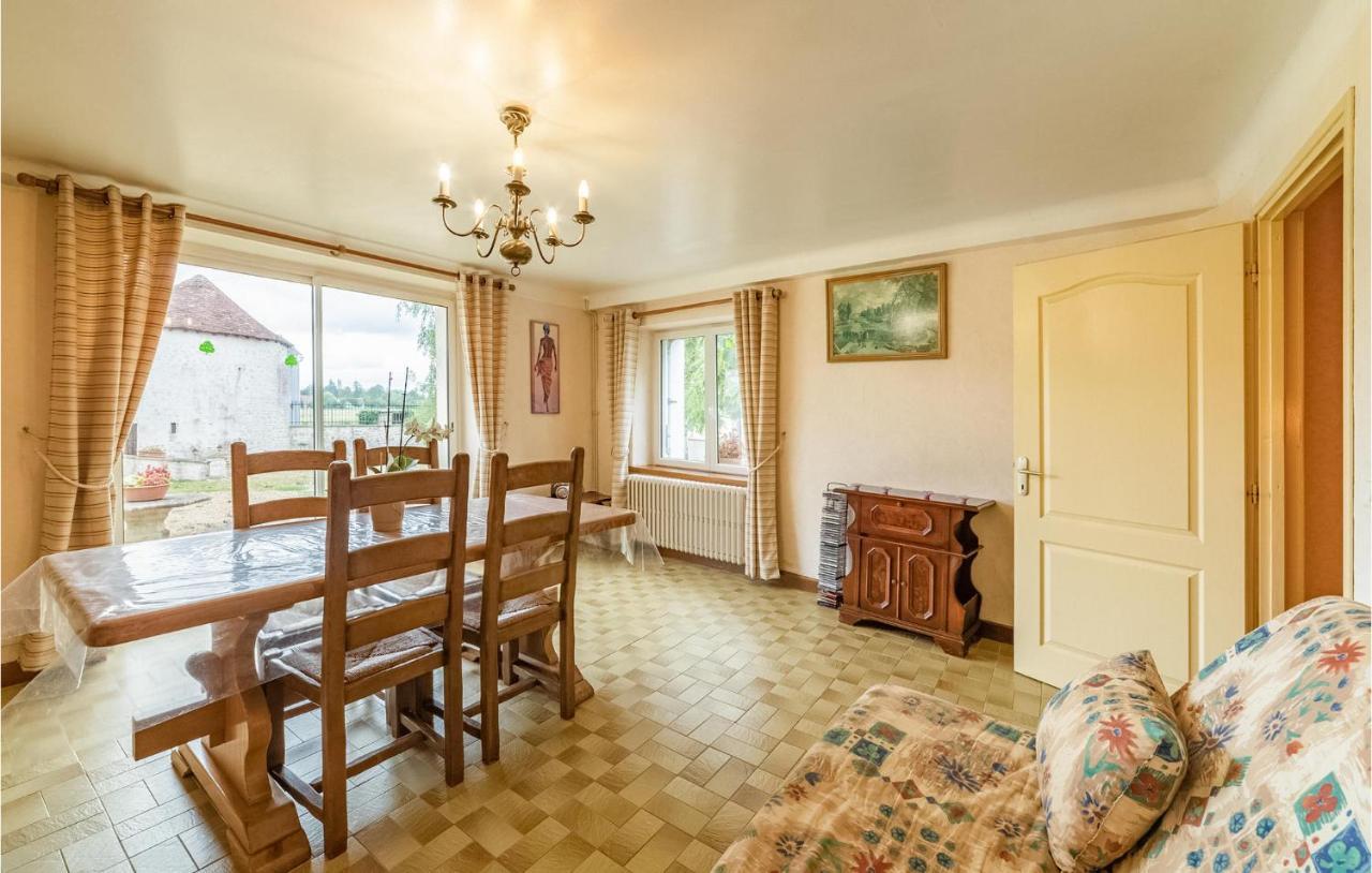 Holiday Home La Haie Les Montils Extérieur photo
